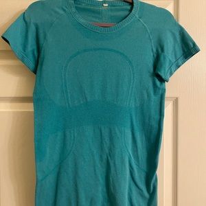 Lululemon Swiftly Tech Top